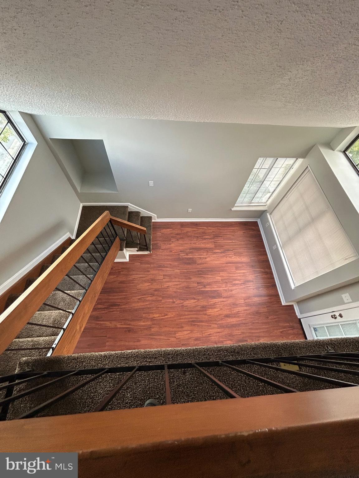 LAUREL RIDGE - Residential