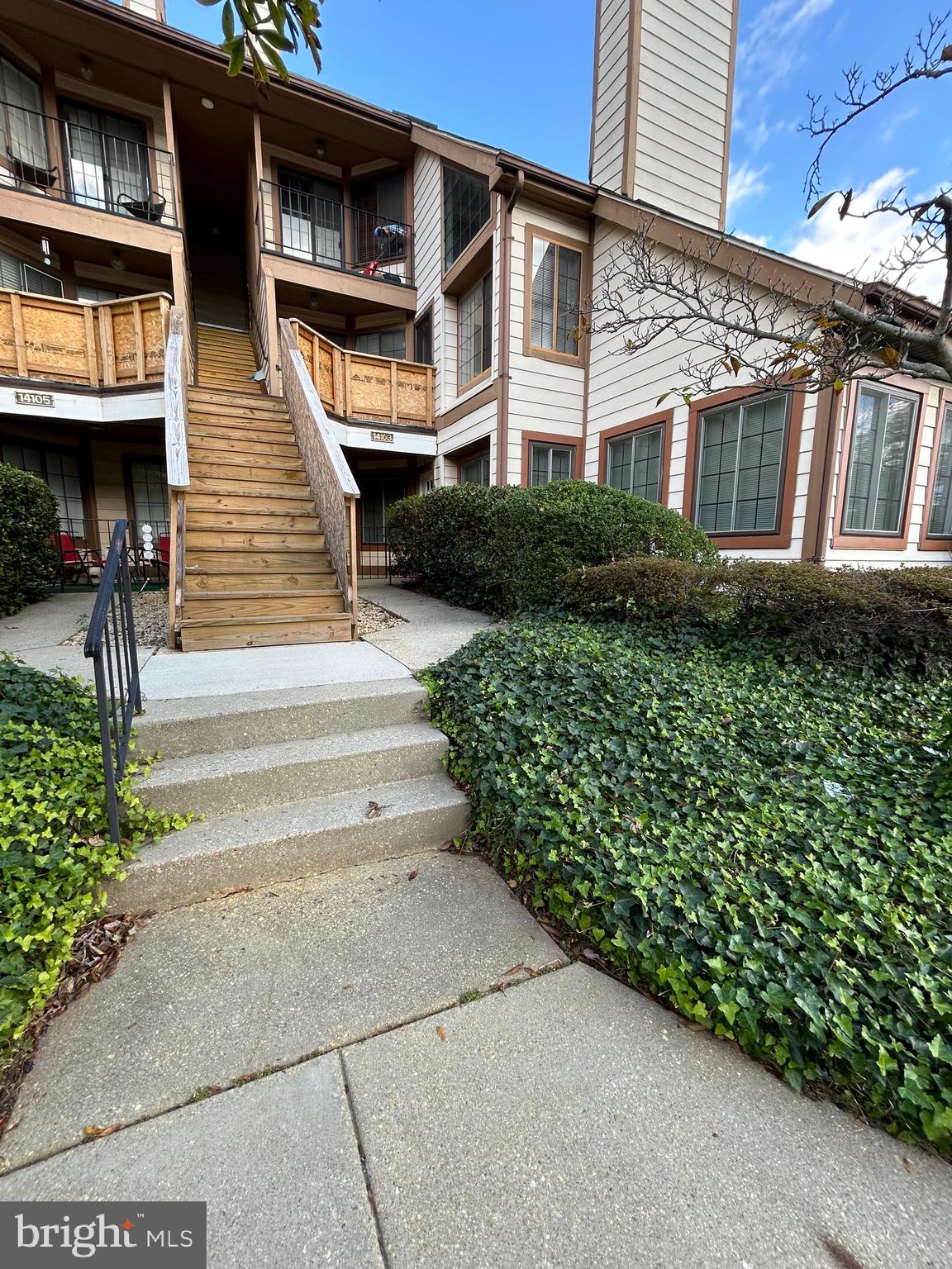 LAUREL RIDGE - Residential