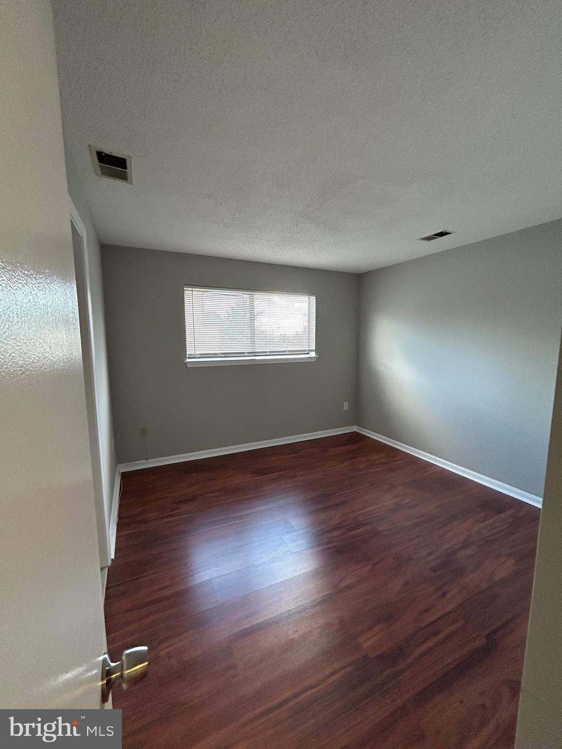 LAUREL RIDGE - Residential