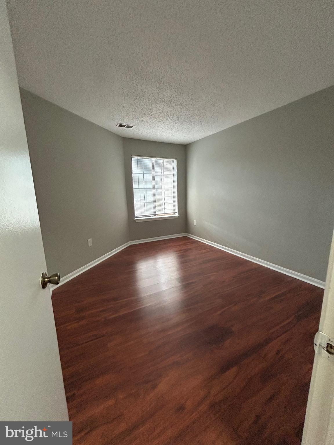 LAUREL RIDGE - Residential