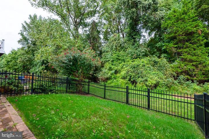 OAK CREEK CLUB GOLF COURSE - Residential Lease