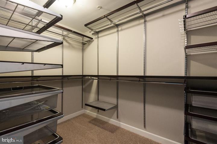 OAK CREEK CLUB GOLF COURSE - Residential Lease