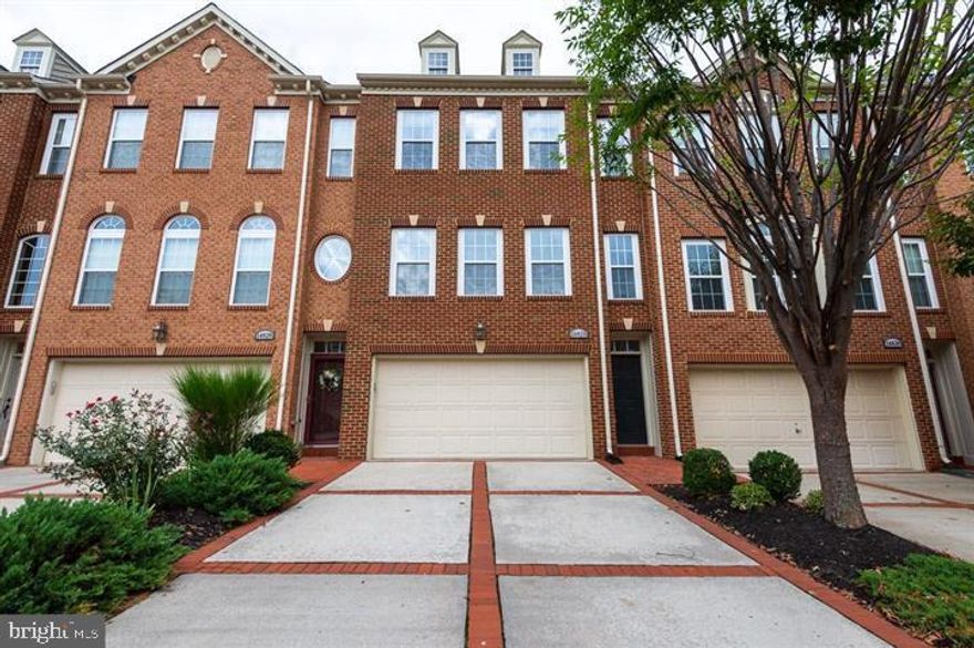 This luxurious 3 Bedroom, 4 Bathroom home showcases a beautiful open kitchen with stainless steel appliances, granite countertops and plenty of storage. The luxurious hardwood flooring accentuates the beauty of this spacious, brick front home and helps to create a wonderful flow as you move about. The owners suite has a customized walk-in closet and a spa tub that will help you take self-care to the next level! You are home! Landlord requests a minimum of 620 credit score.