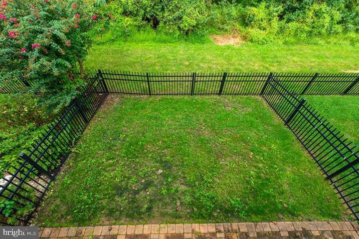 OAK CREEK CLUB GOLF COURSE - Residential Lease