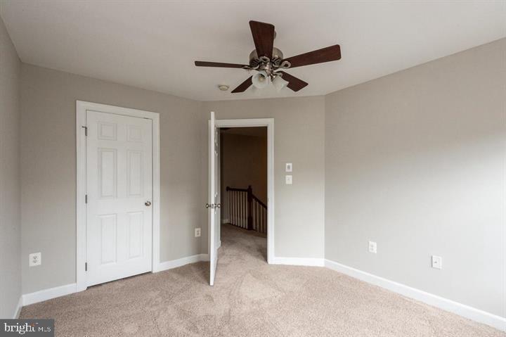 OAK CREEK CLUB GOLF COURSE - Residential Lease