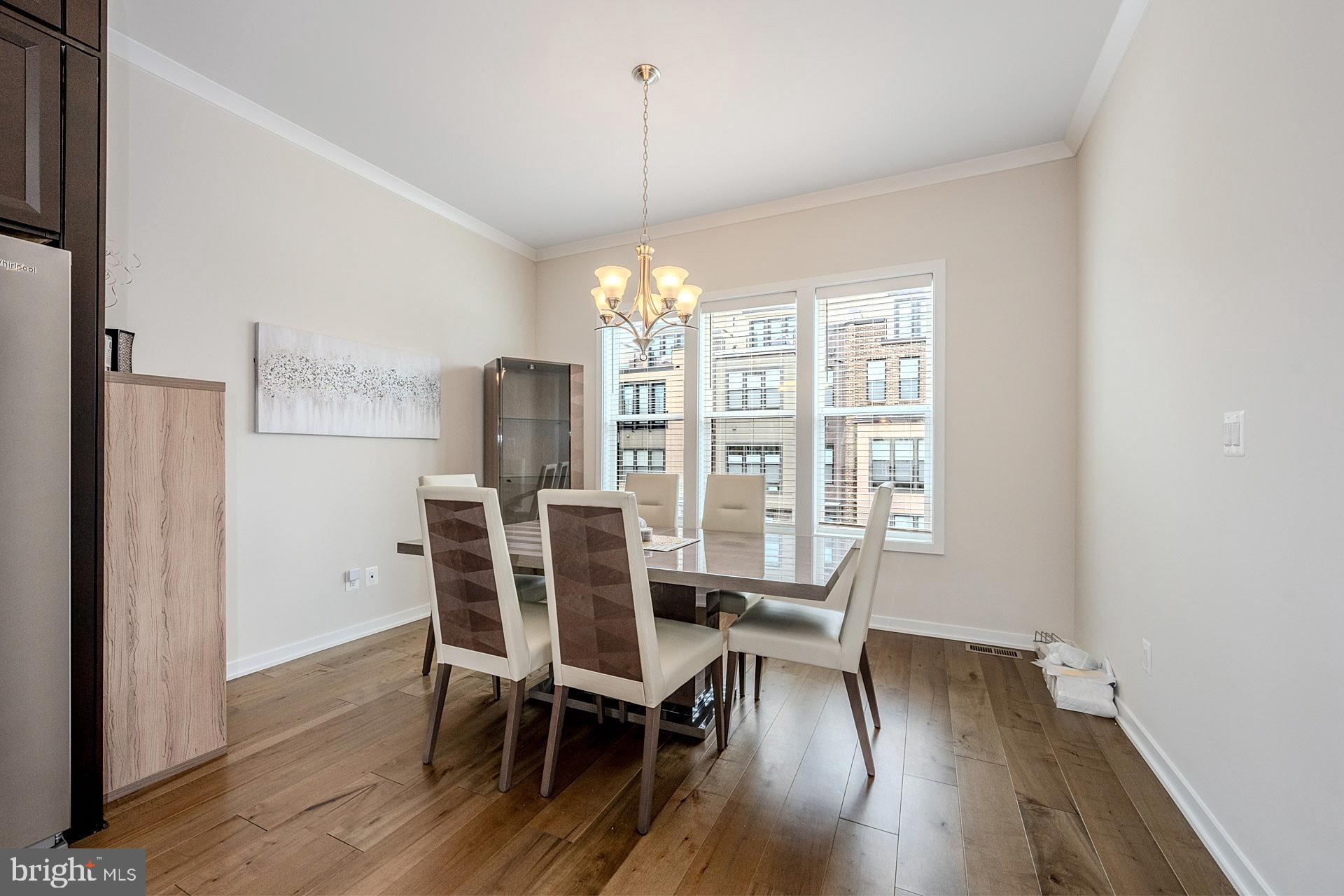 COMMONWEALTH PLACE AT WESTFIELDS - Residential