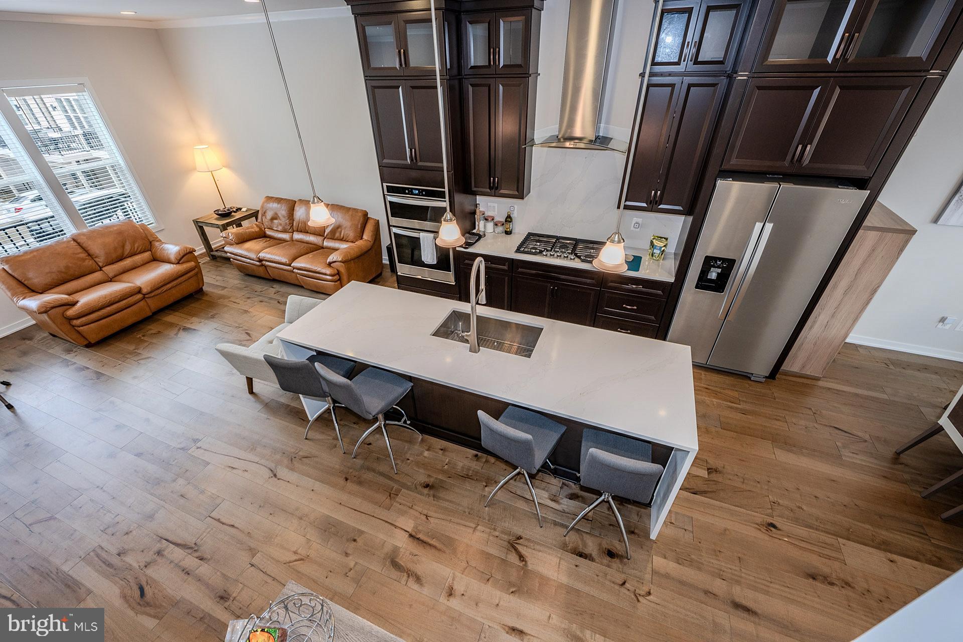 COMMONWEALTH PLACE AT WESTFIELDS - Residential