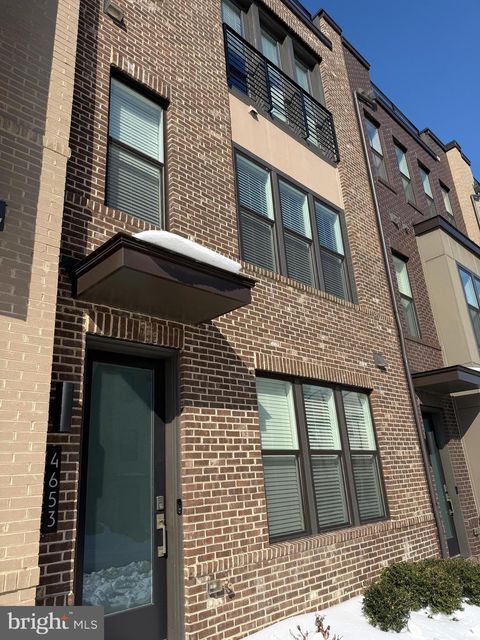 4653 CHARGER PLACE CHANTILLY VA 20151