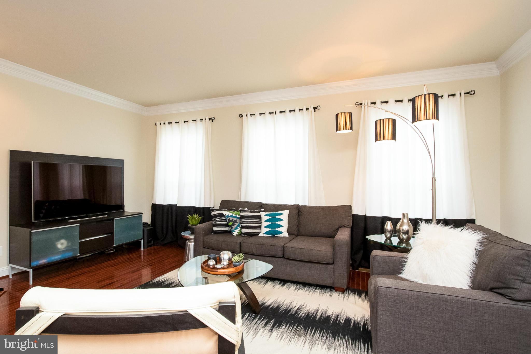 OAKLAWN - Residential