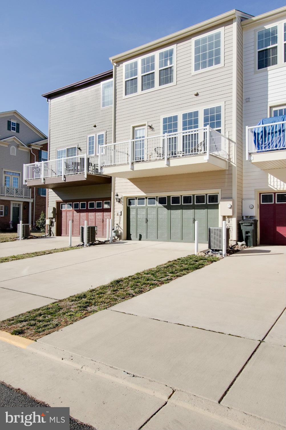 OAKLAWN - Residential