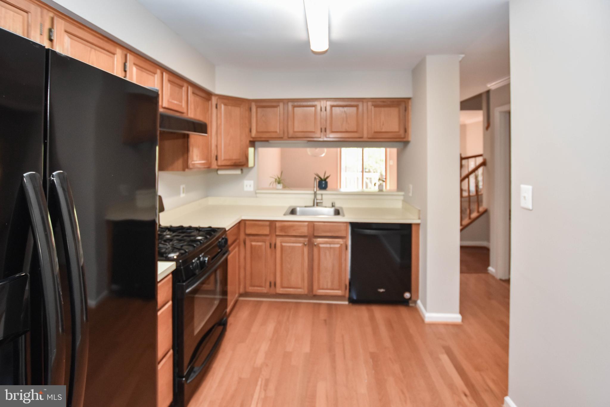 ASHBURN VILLAGE - Residential