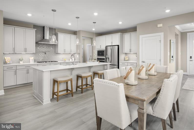 TWO RIVERS - Residential