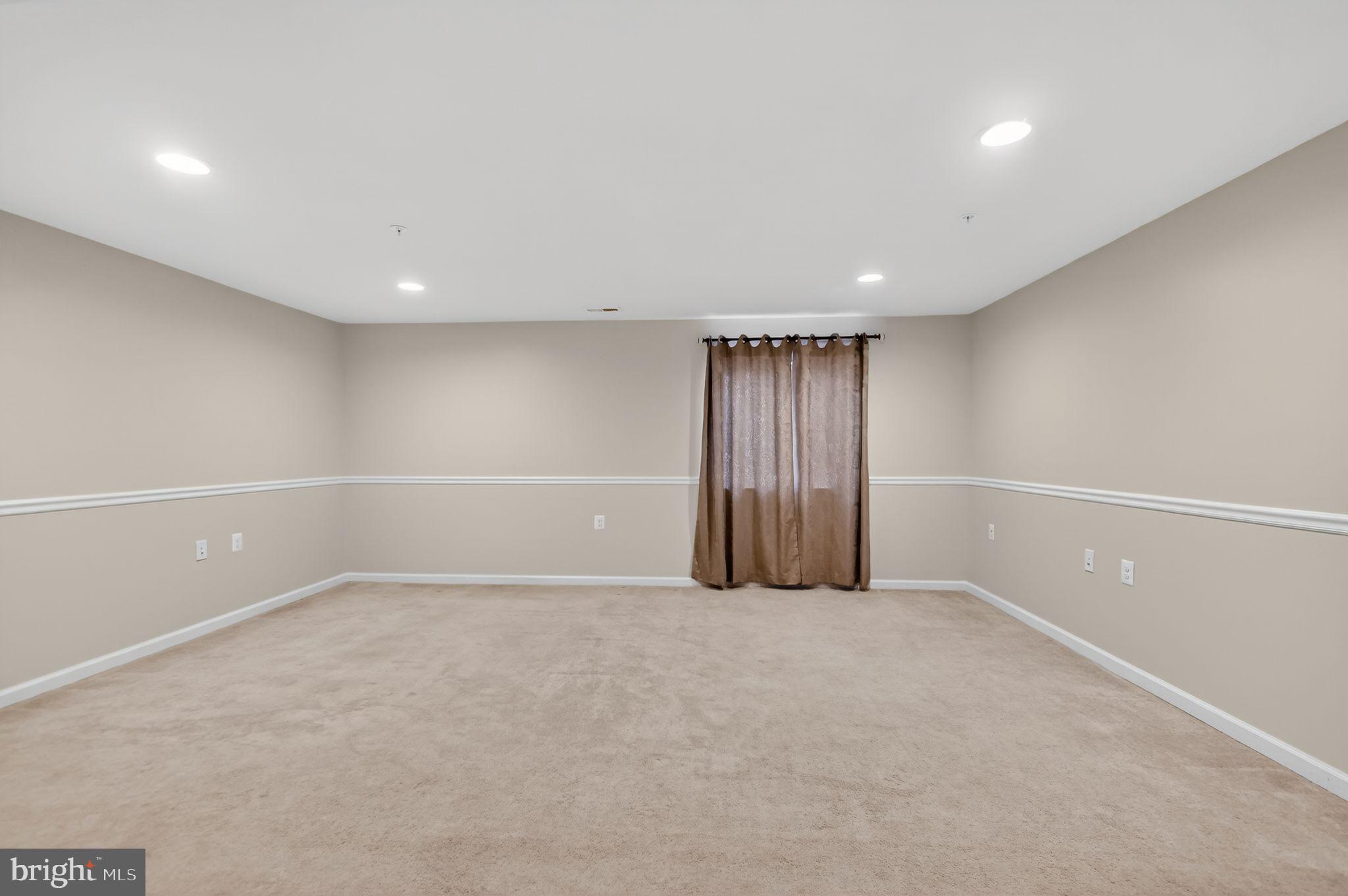 WORMANS MILL - Residential