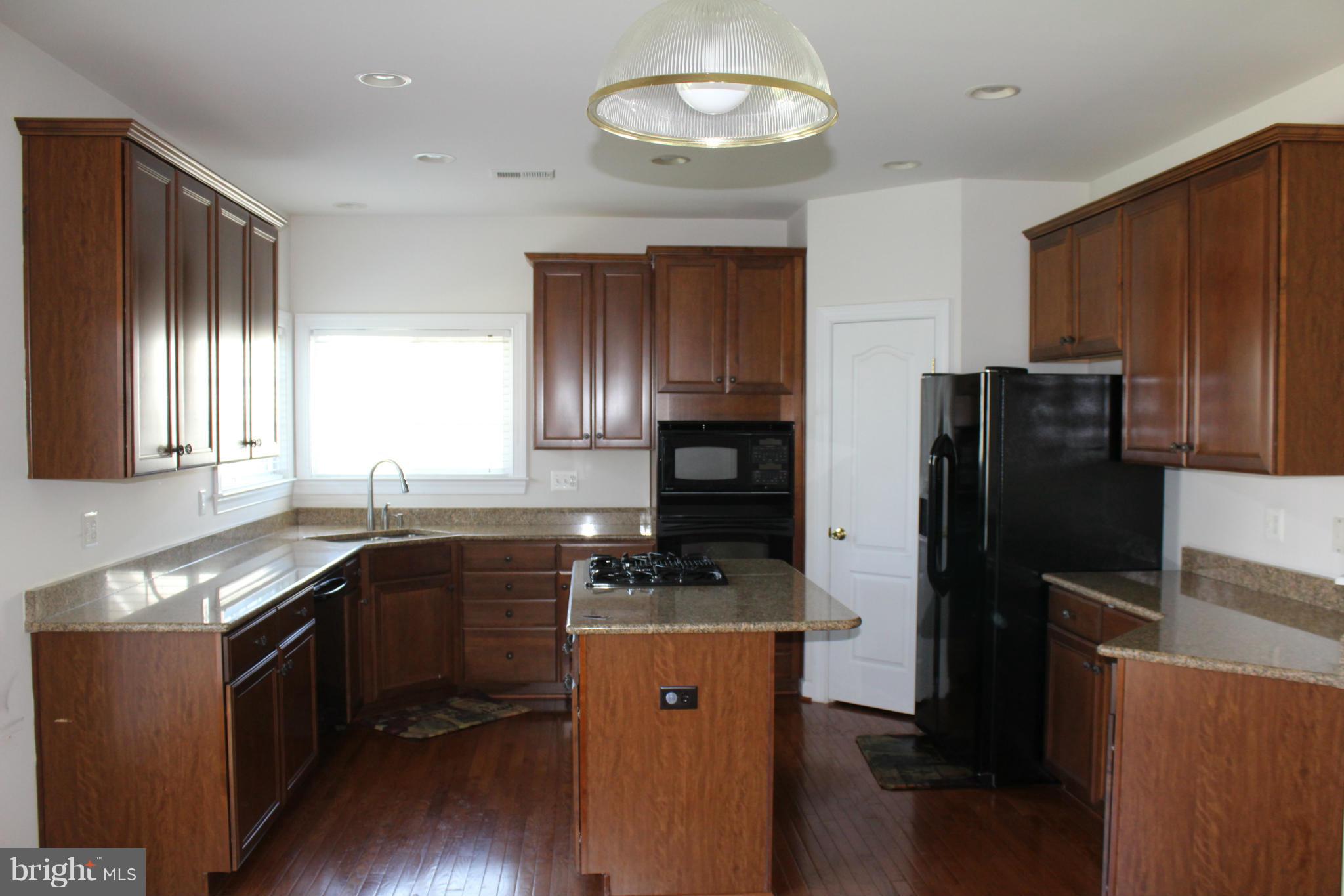 MONTICELLO - Residential Lease