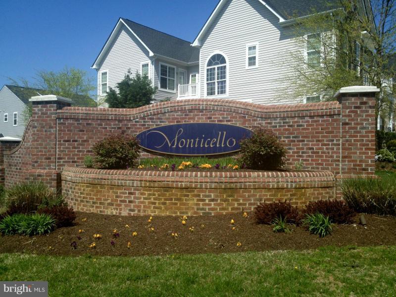MONTICELLO - Residential Lease