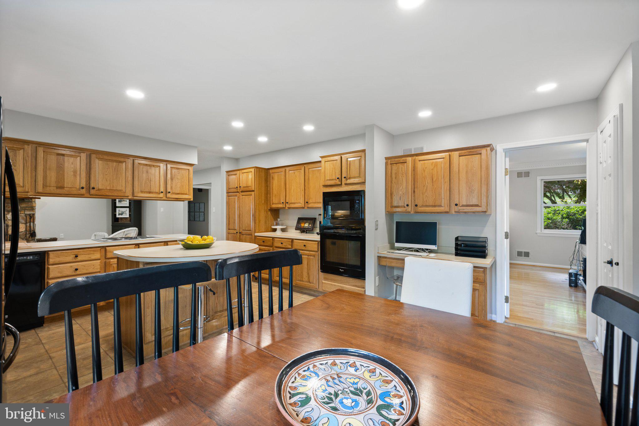 RICHLAND ESTATES - Residential Lease