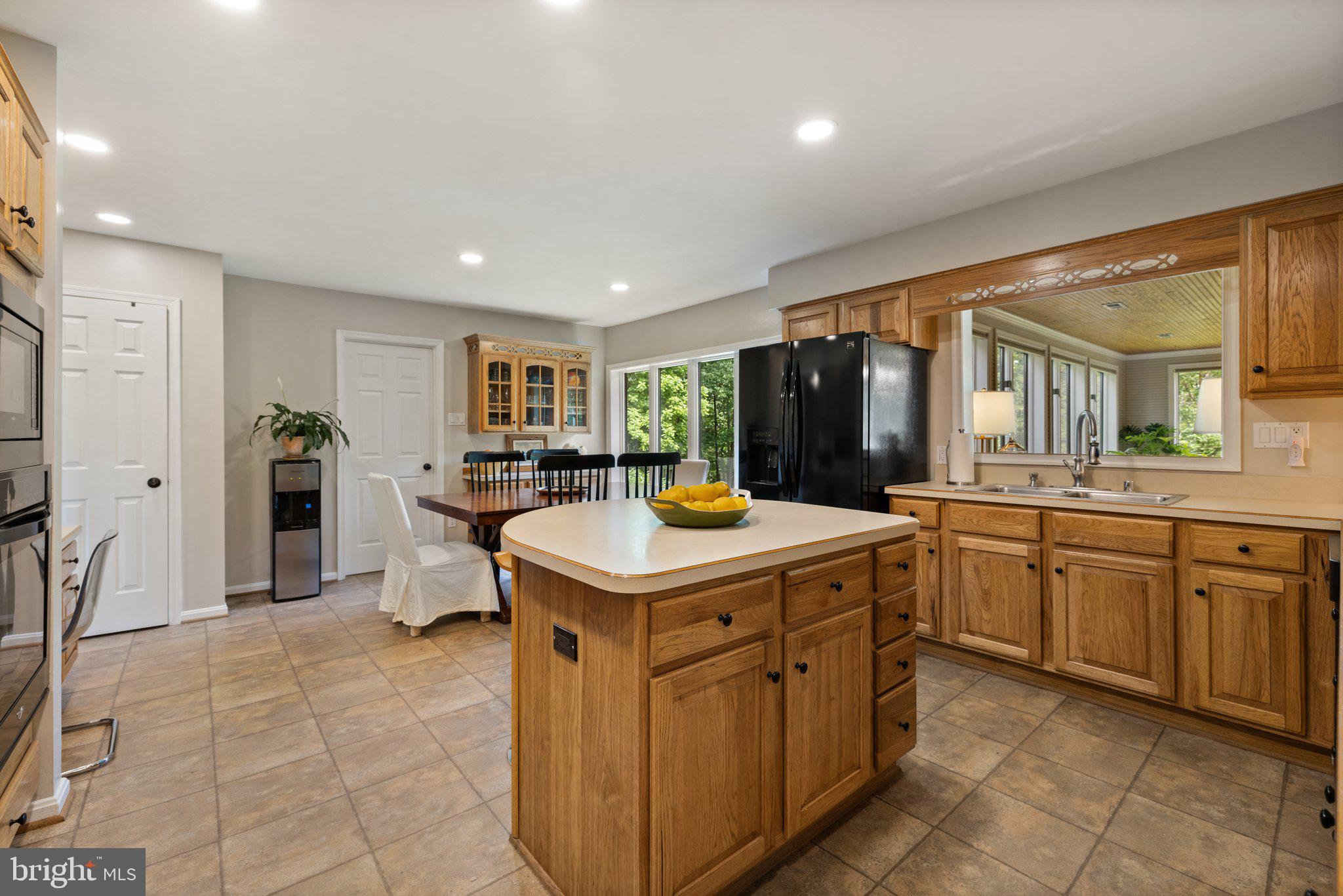 RICHLAND ESTATES - Residential Lease