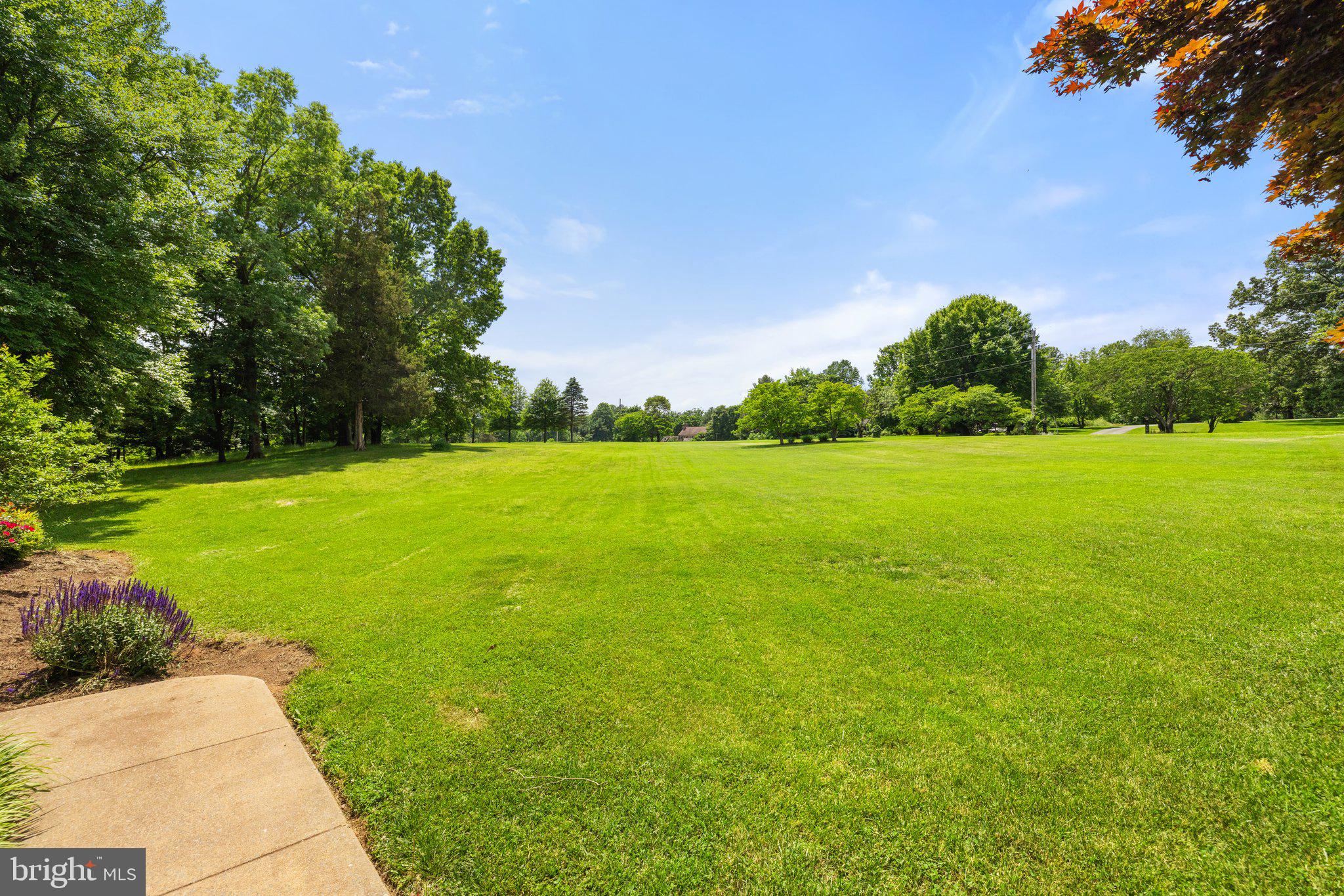 RICHLAND ESTATES - Residential Lease