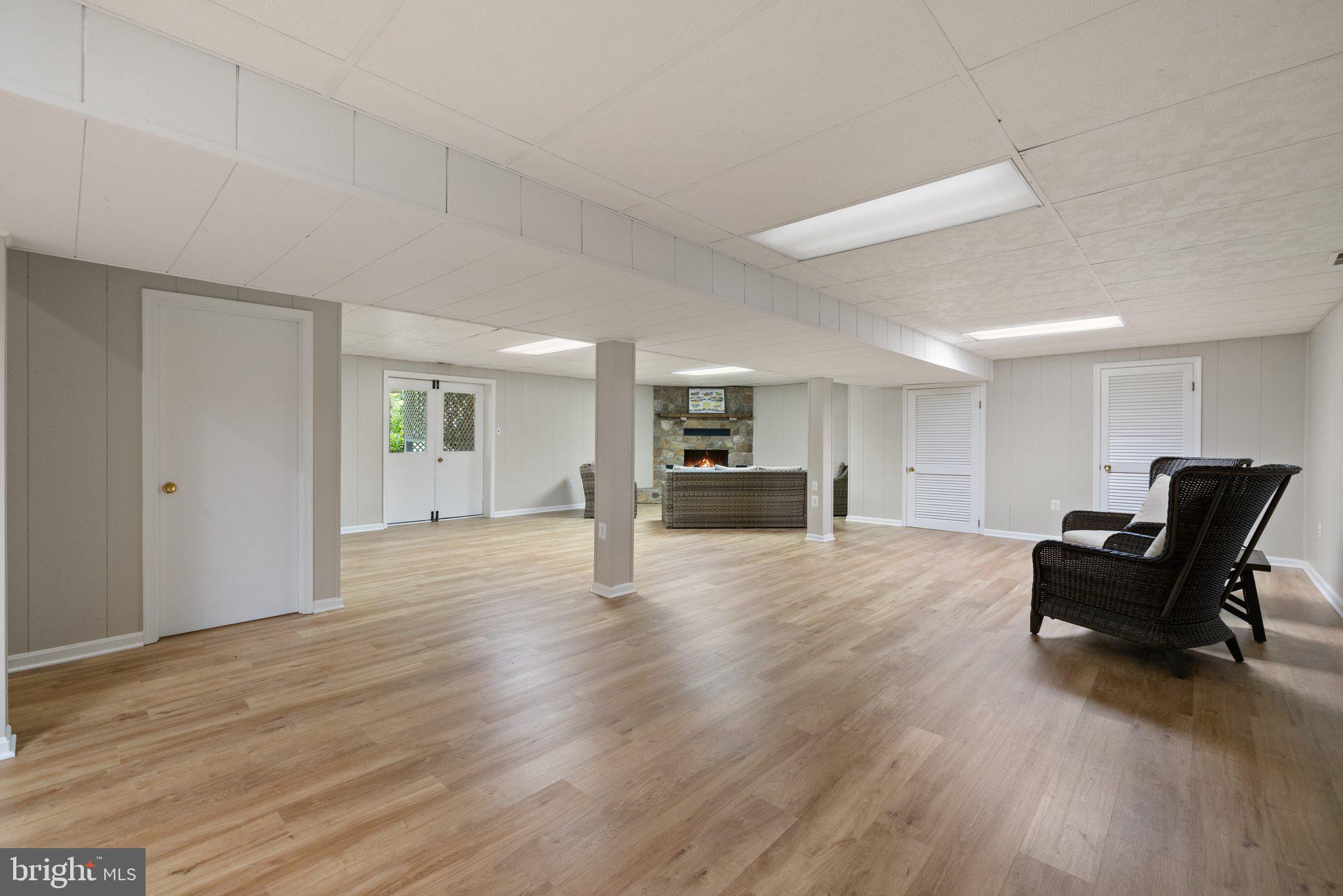 RICHLAND ESTATES - Residential Lease