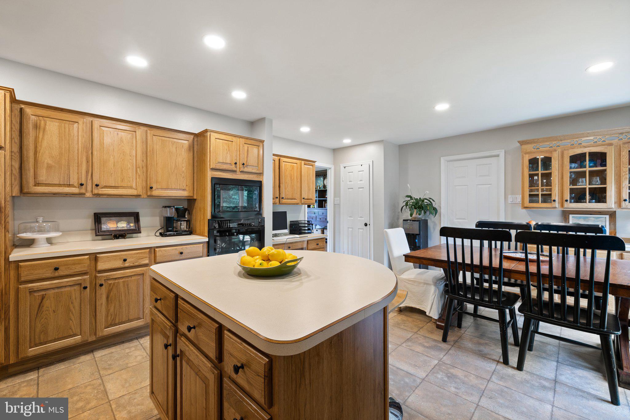 RICHLAND ESTATES - Residential Lease