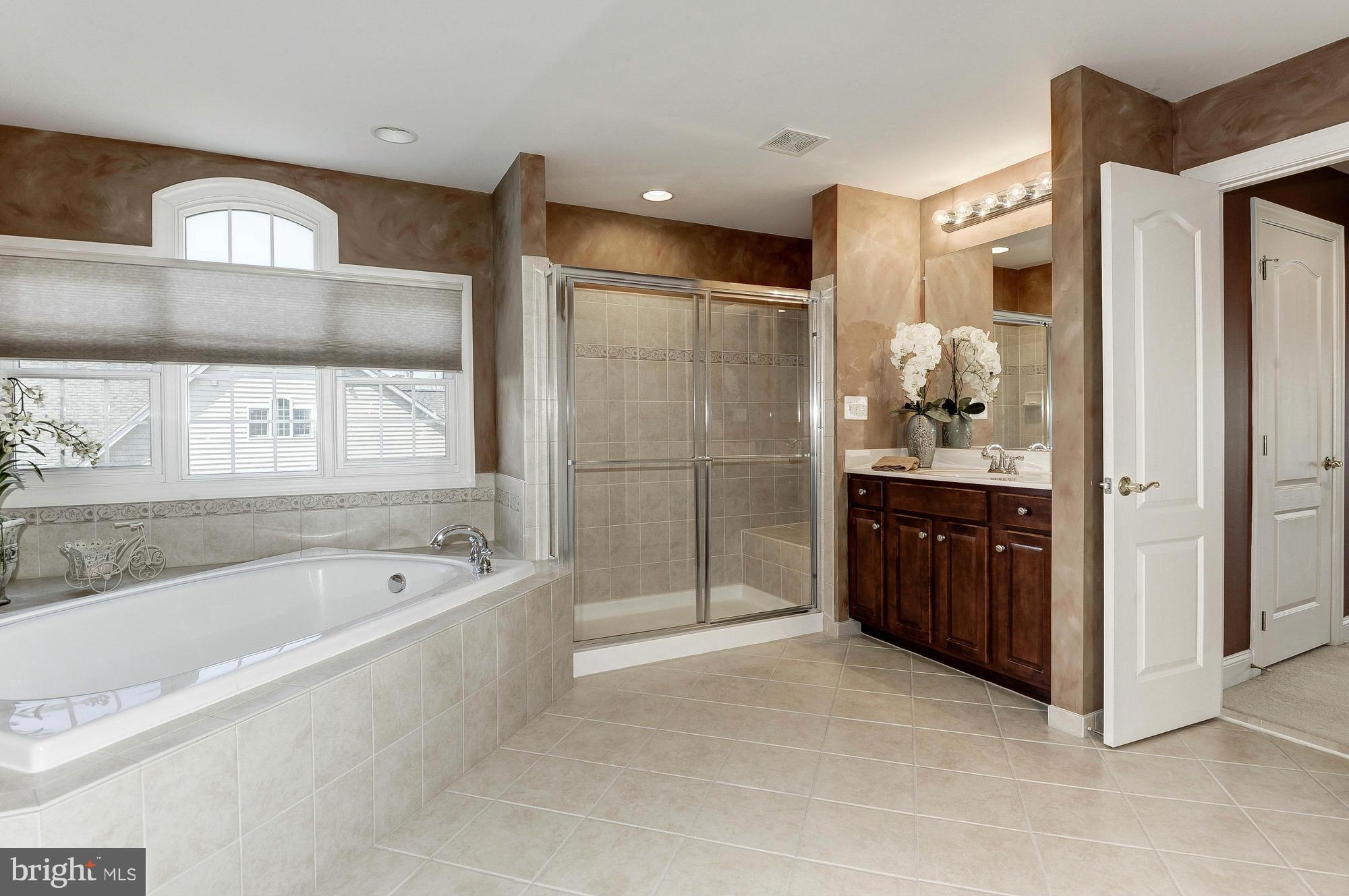 LENAH RUN - Residential