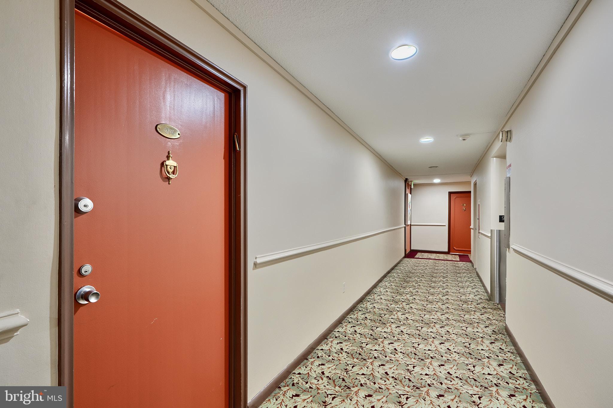 11 SLADE AVENUE 914
