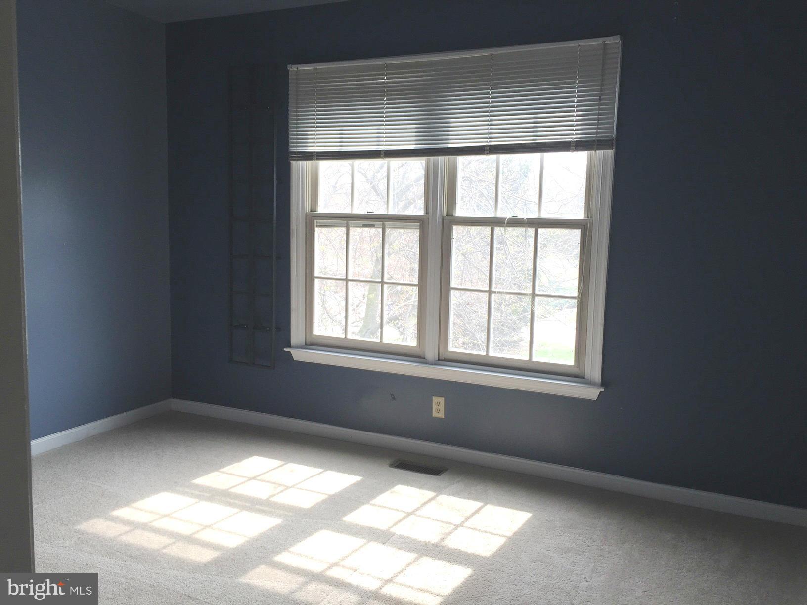 PIONEER HEIGHTS - Residential