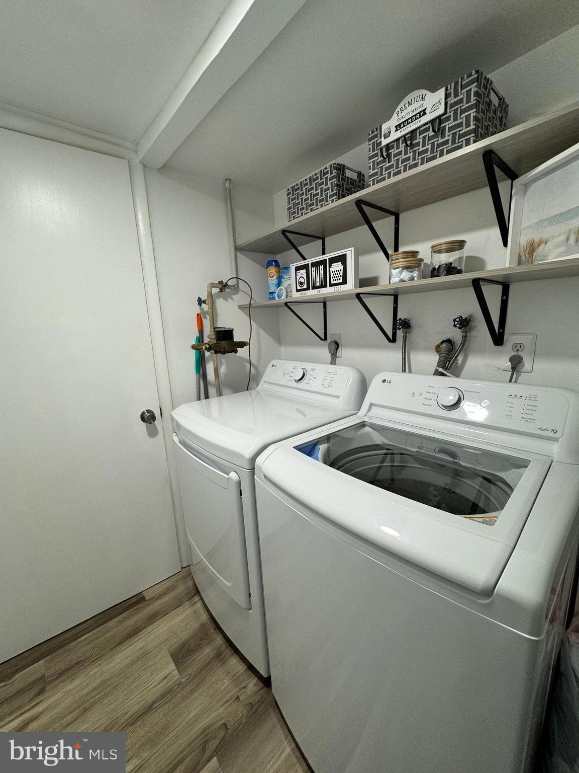 POINTER RIDGE AT COLLINGTON - Residential