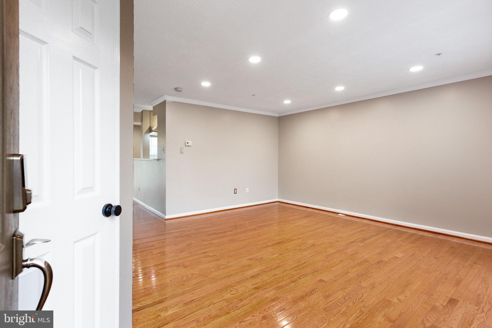 BRIGHTFIELD - Residential Lease