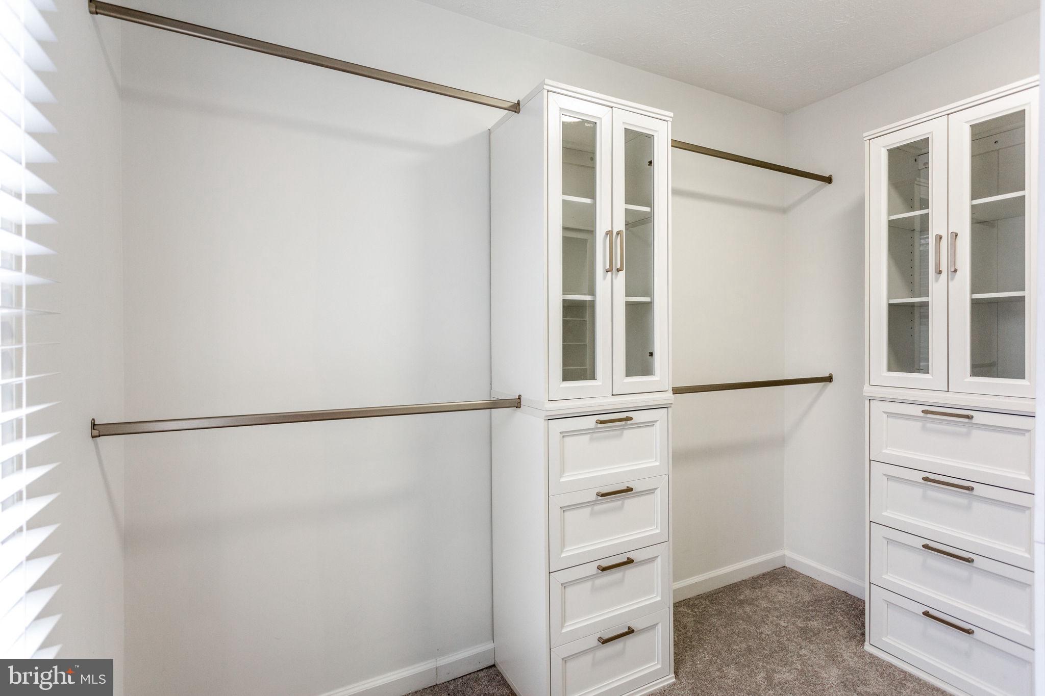 BRIGHTFIELD - Residential Lease