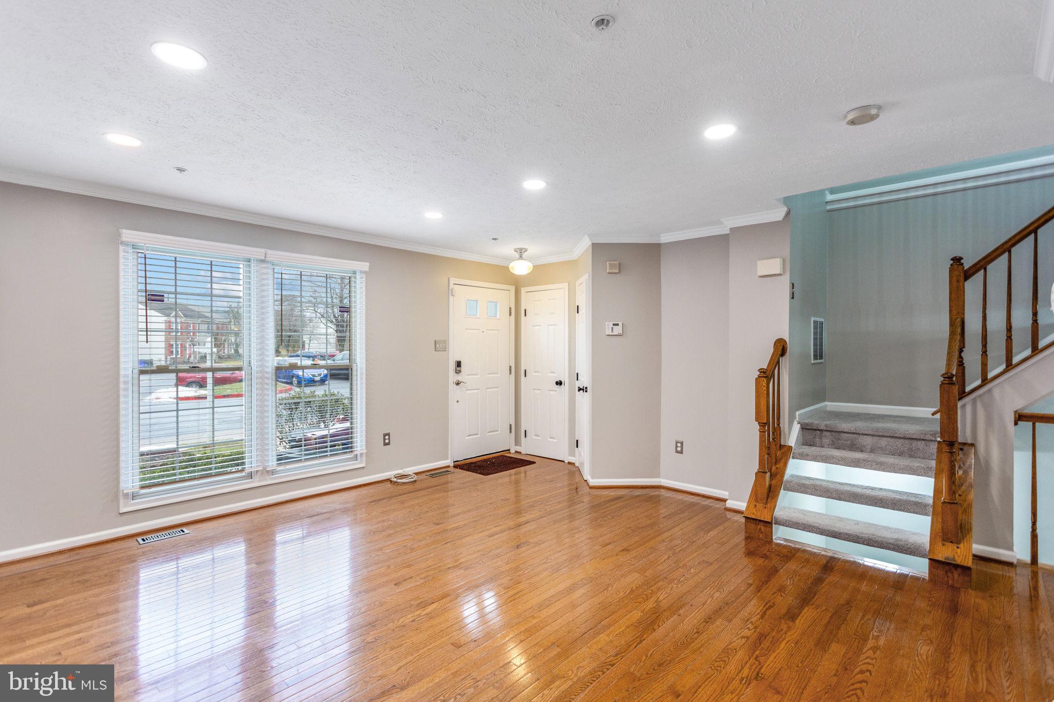 BRIGHTFIELD - Residential Lease