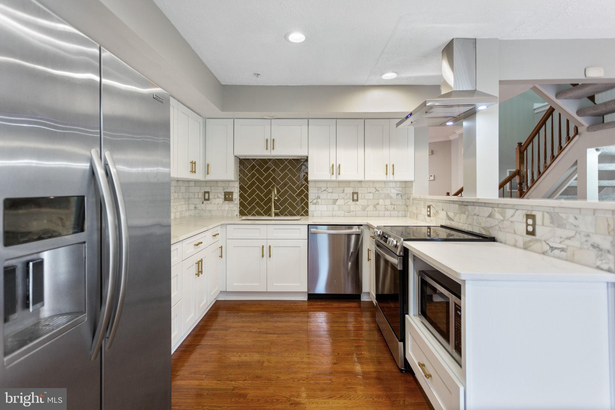 BRIGHTFIELD - Residential Lease