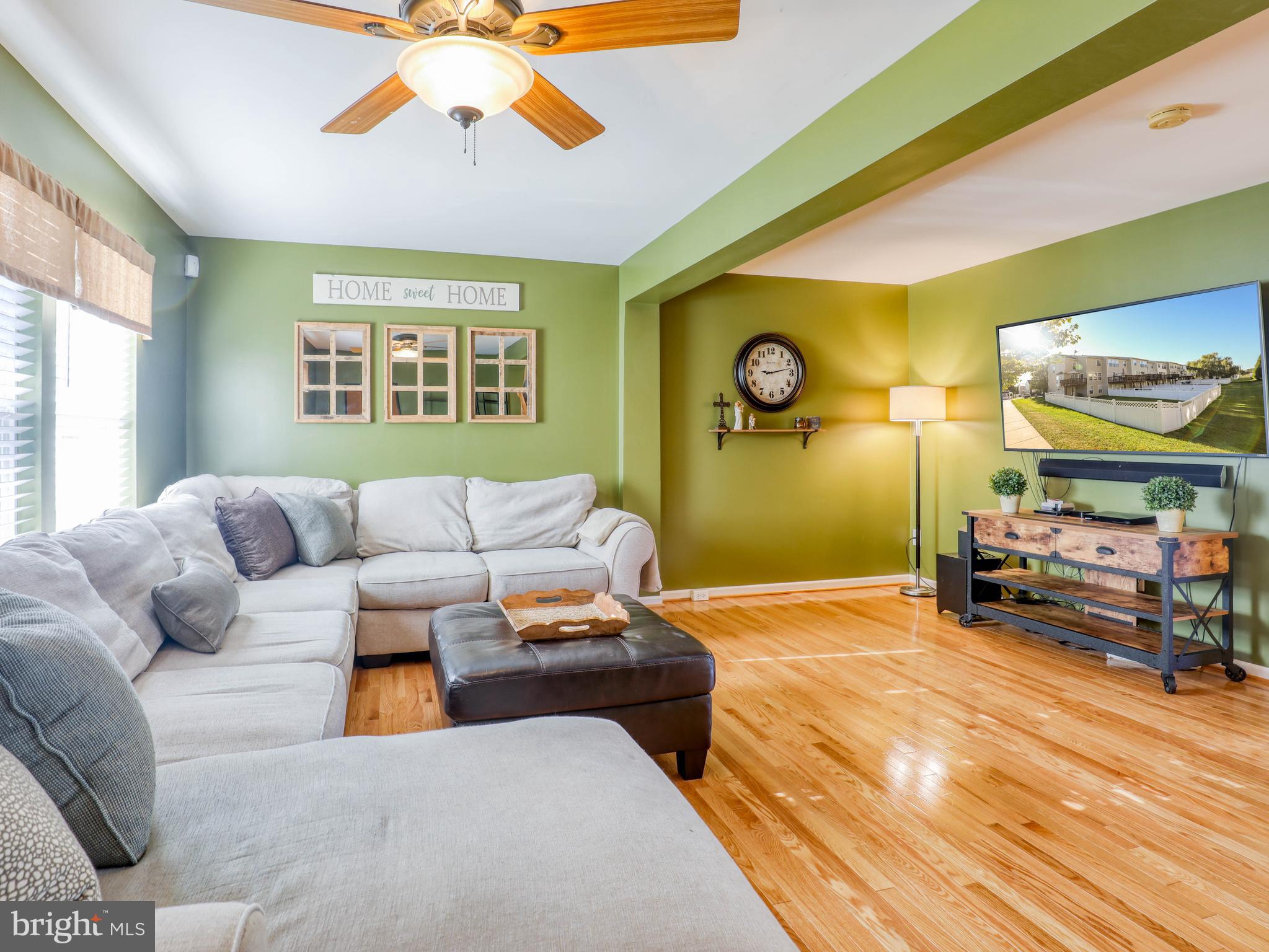 LAKELAND PLACE - Residential