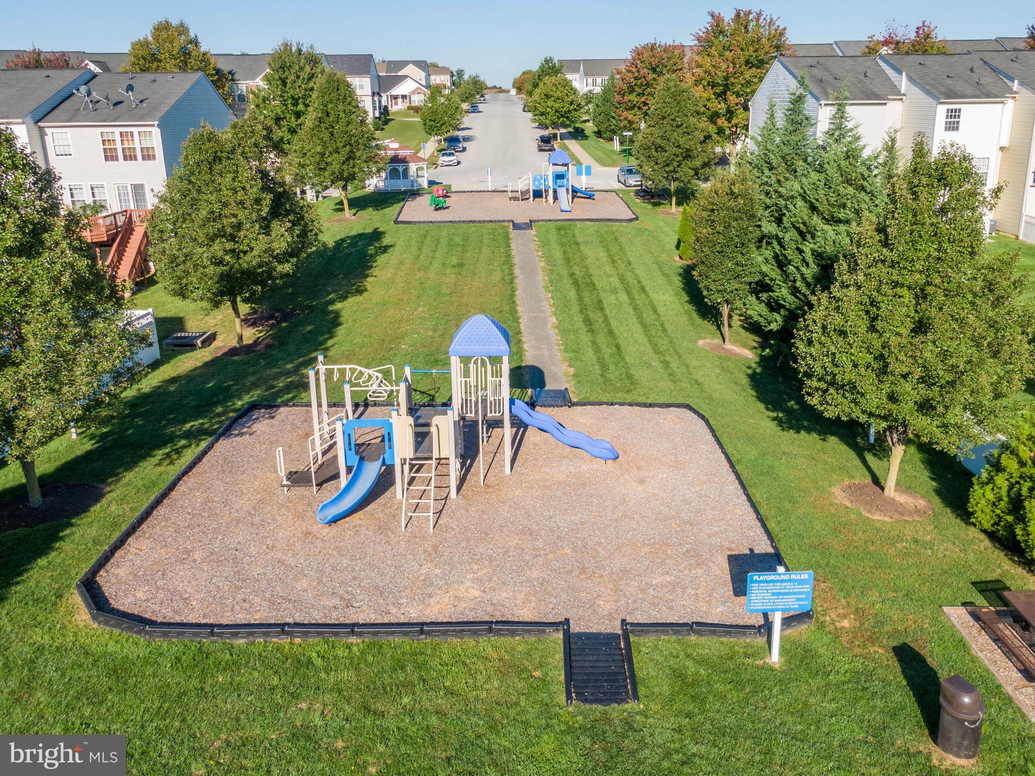 LAKELAND PLACE - Residential