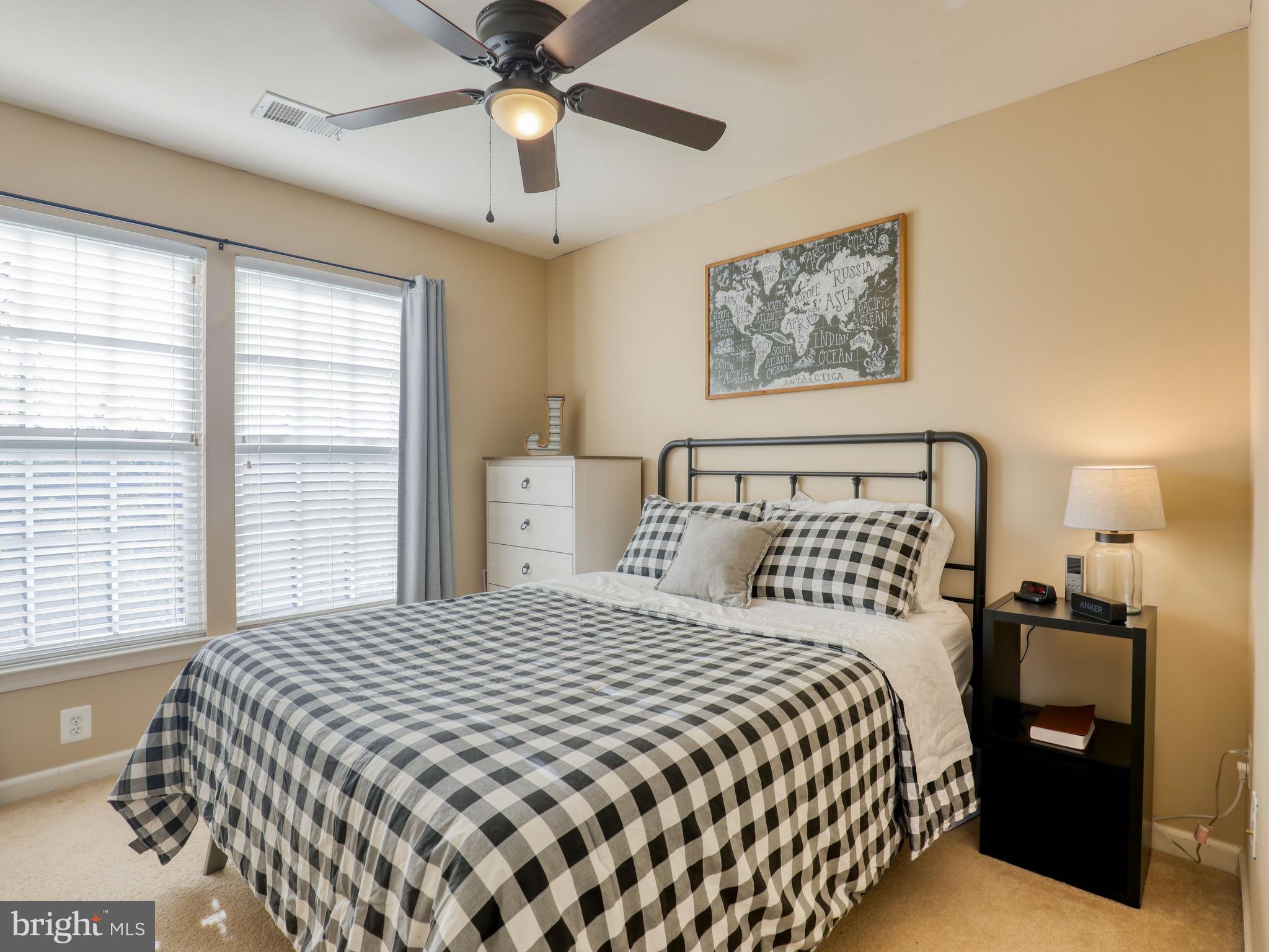 LAKELAND PLACE - Residential