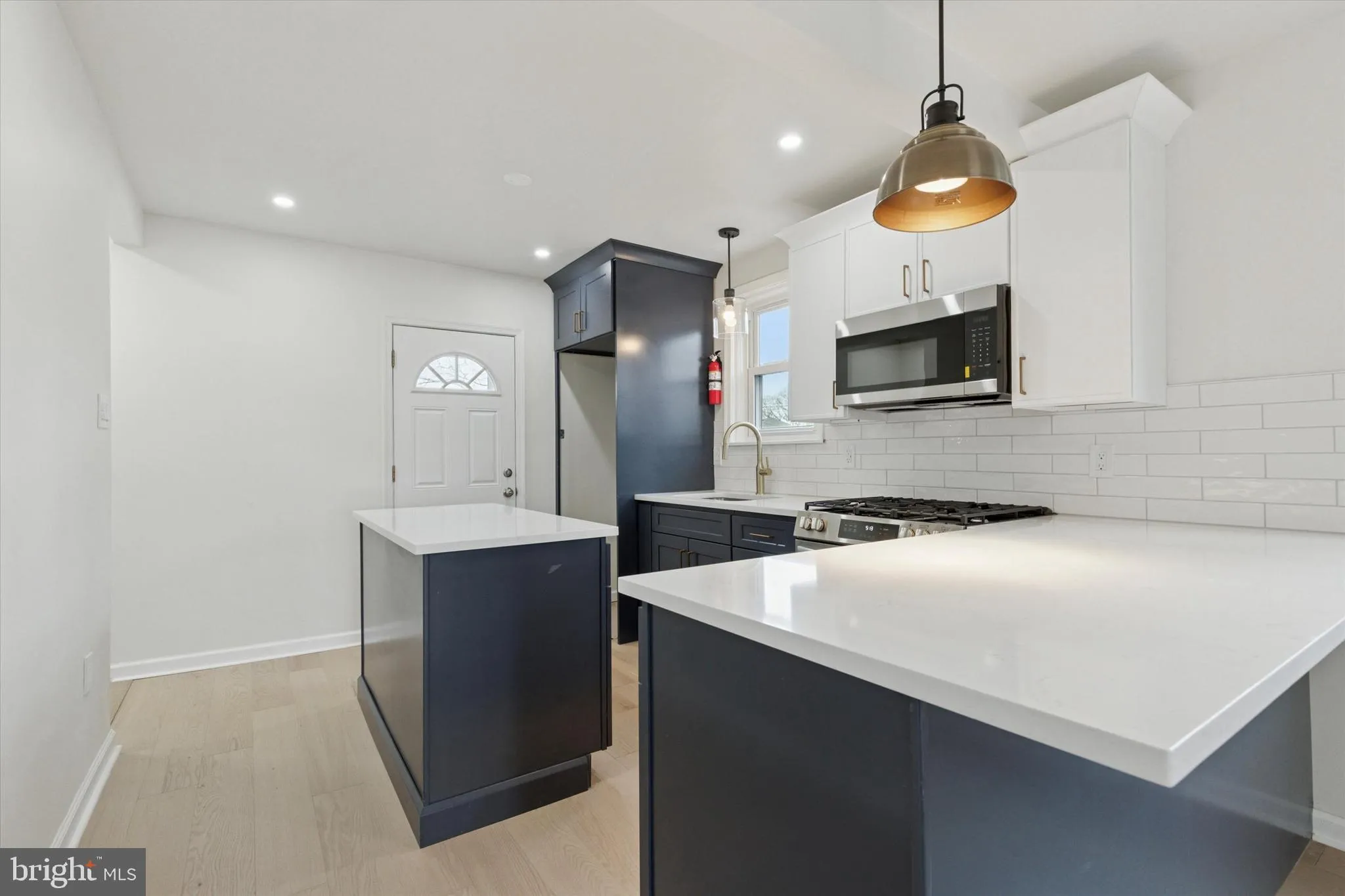 Abington, Pennsylvania 19001, United States, 3 Bedrooms Bedrooms, ,2 BathroomsBathrooms,Residential,Active,92789