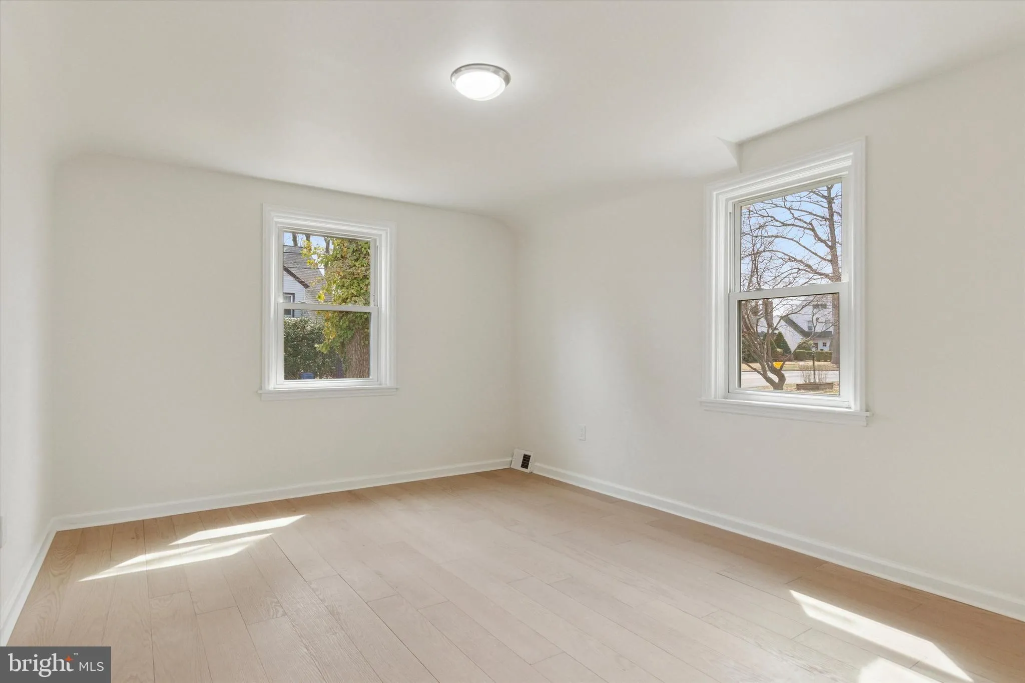 Abington, Pennsylvania 19001, United States, 3 Bedrooms Bedrooms, ,2 BathroomsBathrooms,Residential,Active,92789