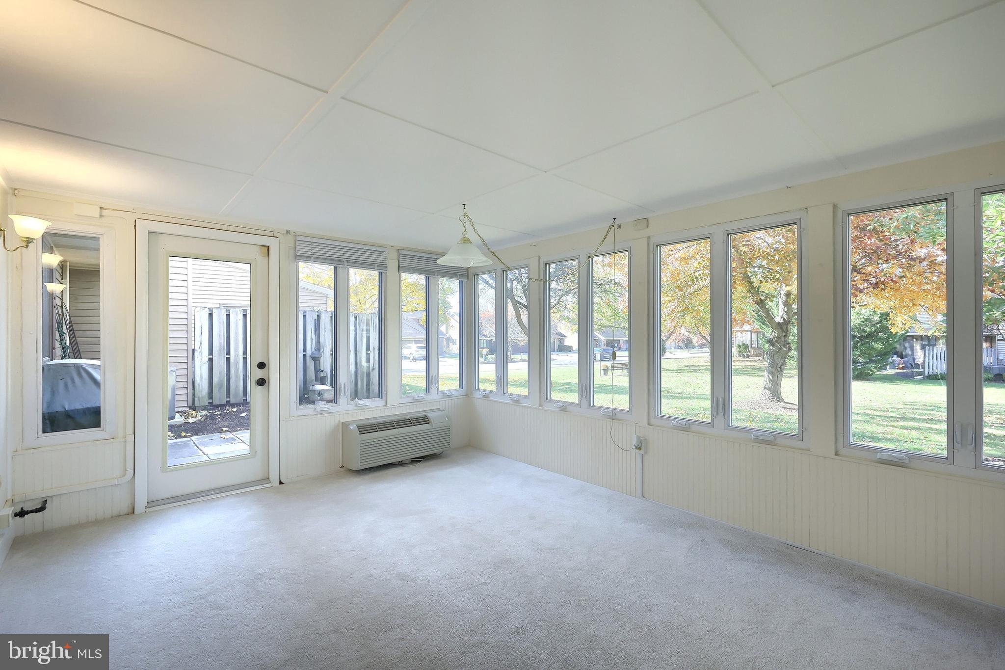 DEERFIELD CONDOS - Residential