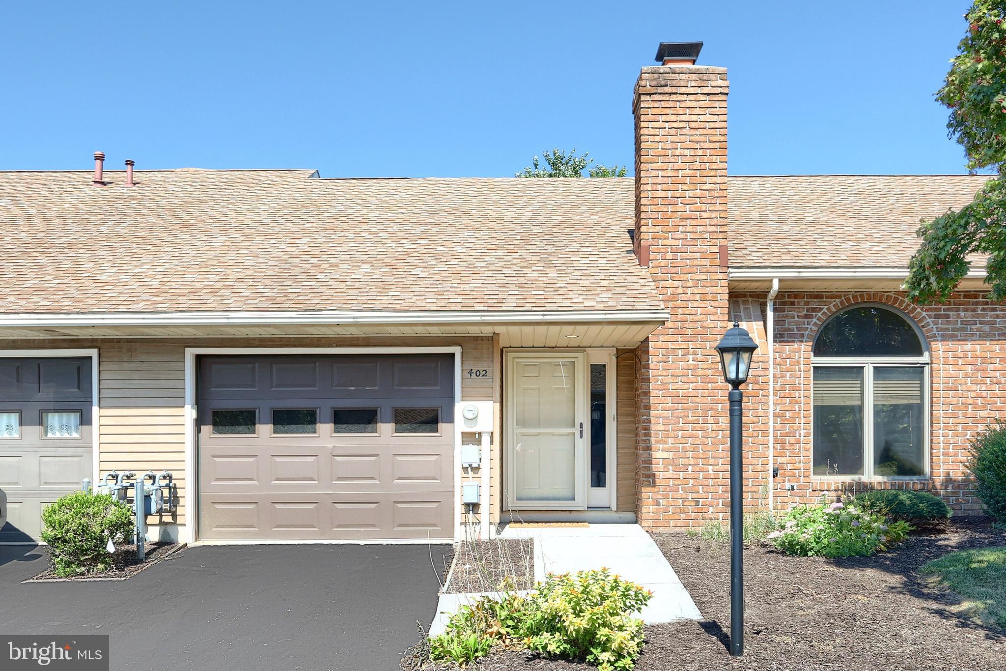 DEERFIELD CONDOS - Residential