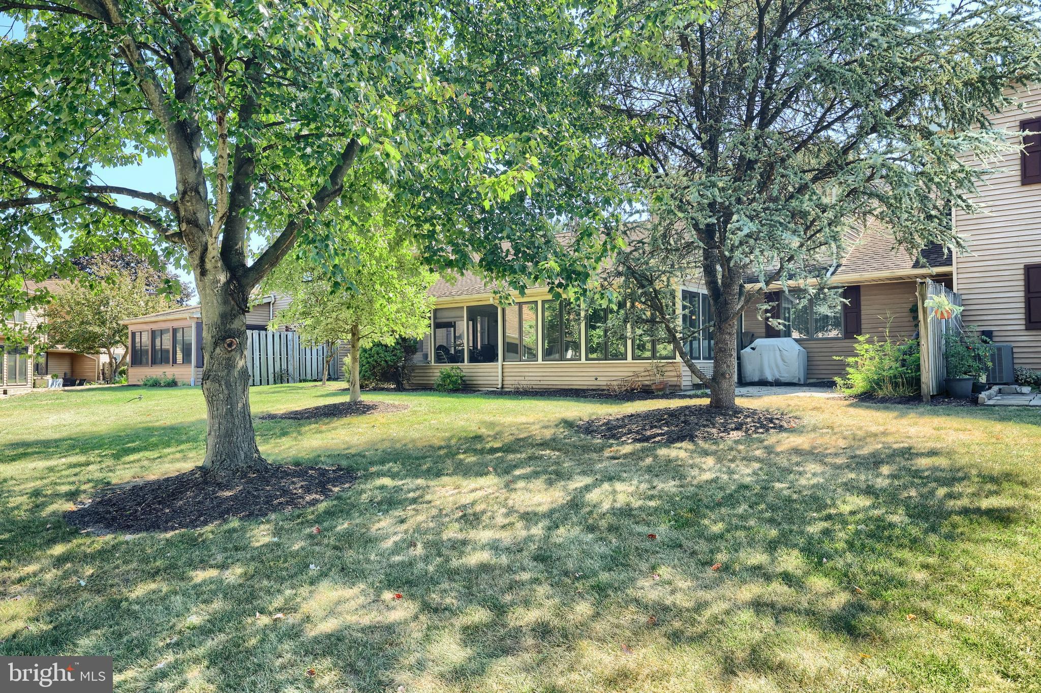 DEERFIELD CONDOS - Residential