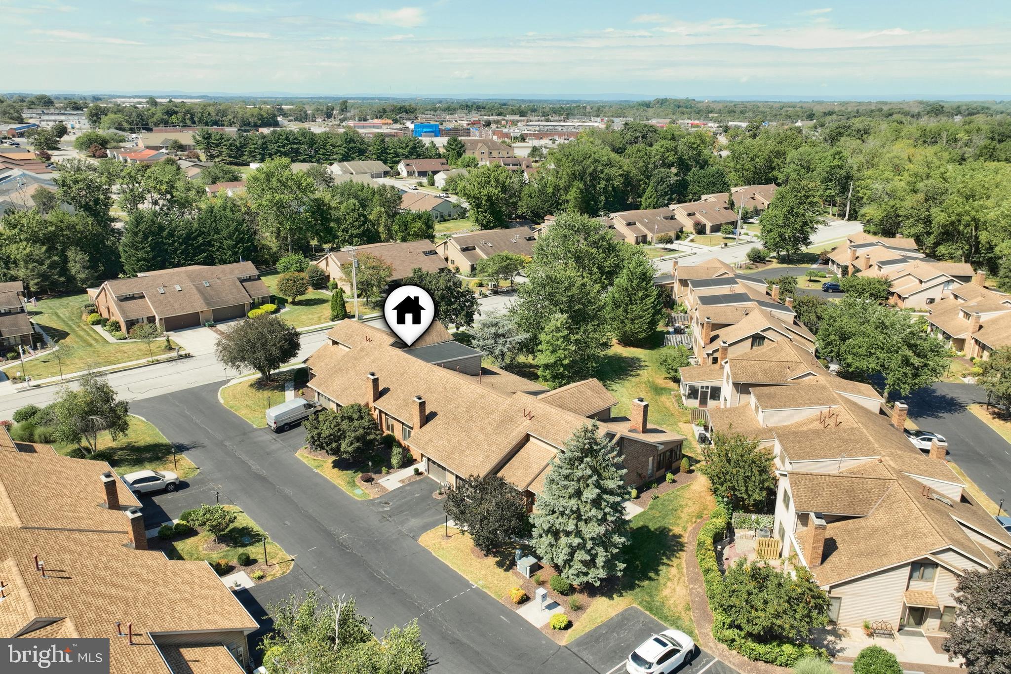 DEERFIELD CONDOS - Residential