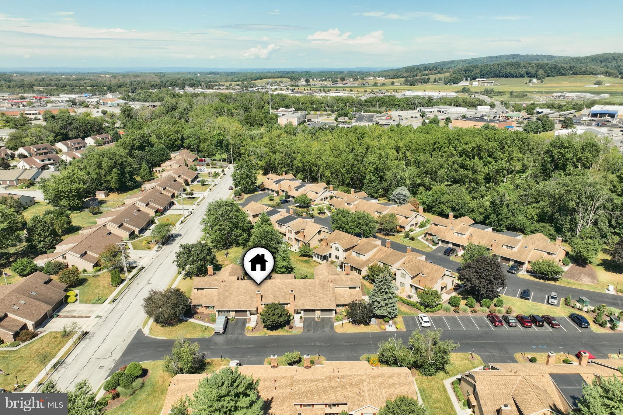 DEERFIELD CONDOS - Residential