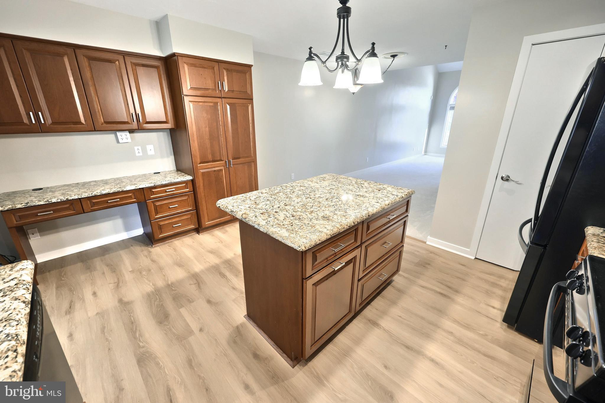 DEERFIELD CONDOS - Residential