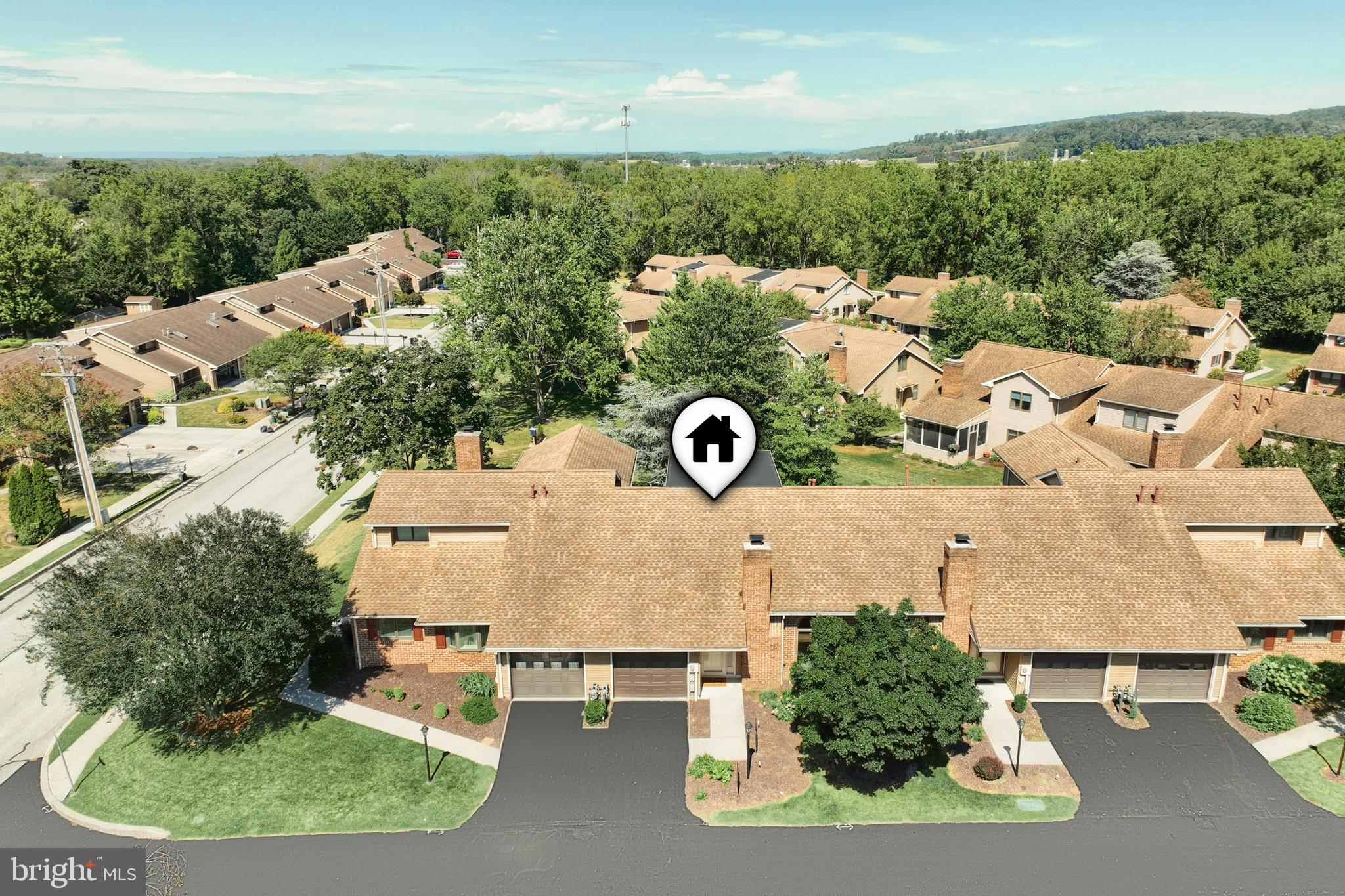 DEERFIELD CONDOS - Residential