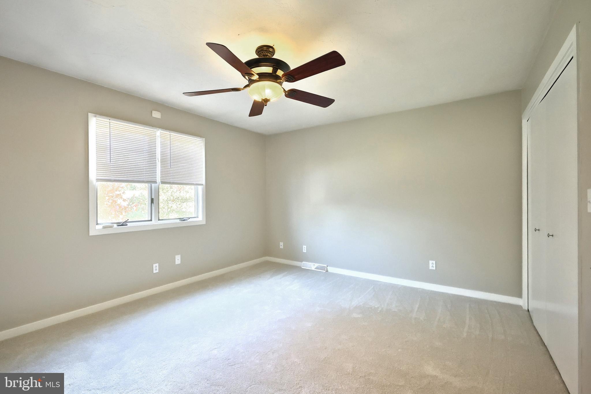 DEERFIELD CONDOS - Residential