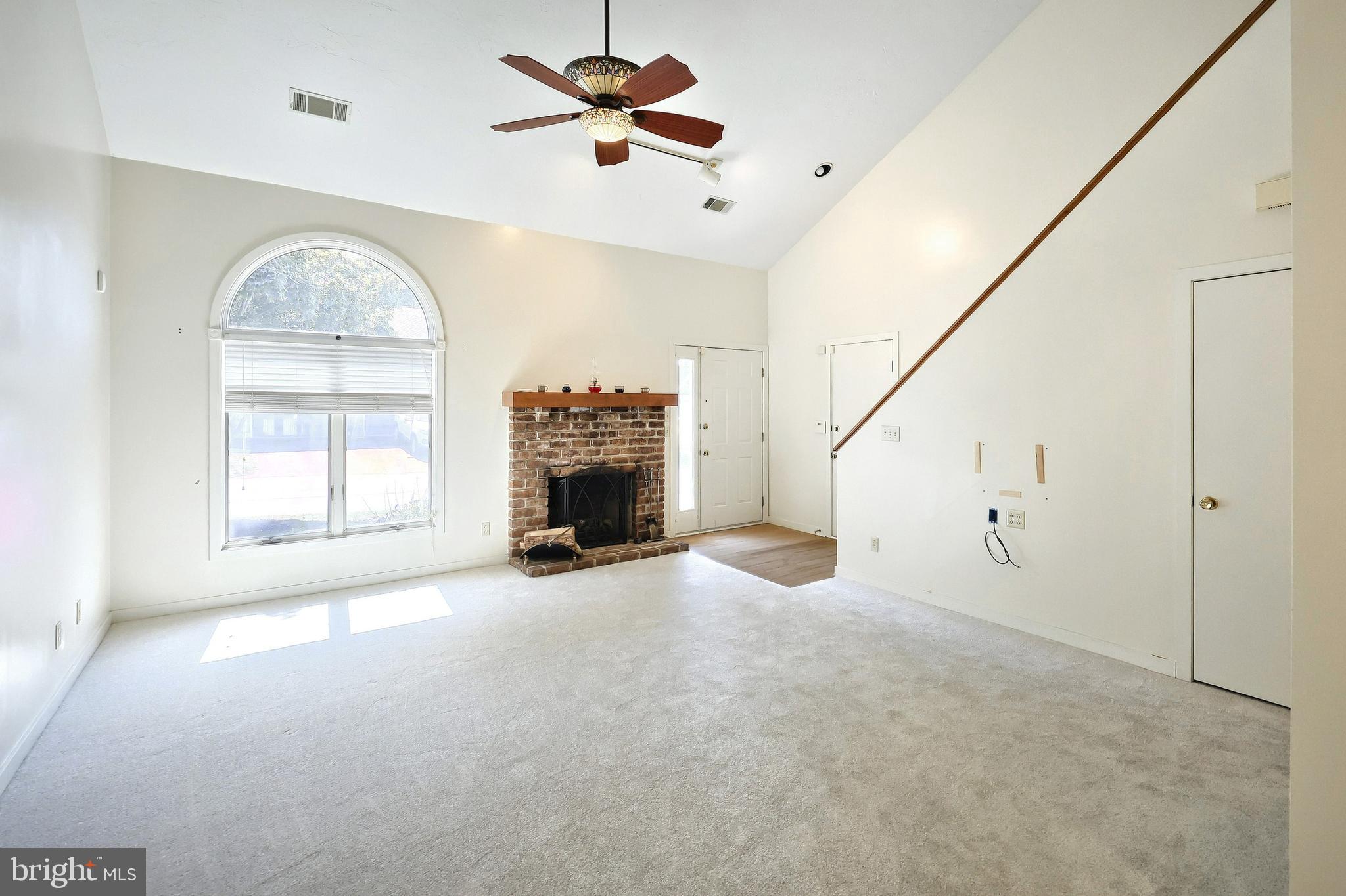 DEERFIELD CONDOS - Residential