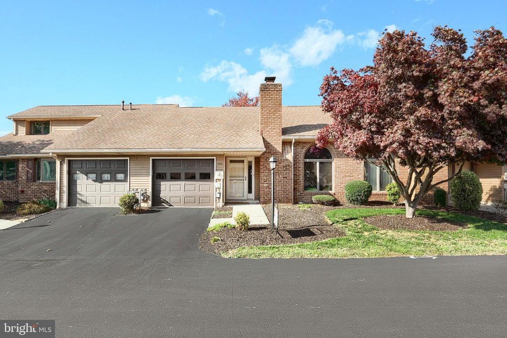 Photo of 402 Deerfield Drive #402, HANOVER, PA 17331 (MLS # PAYK2089134)