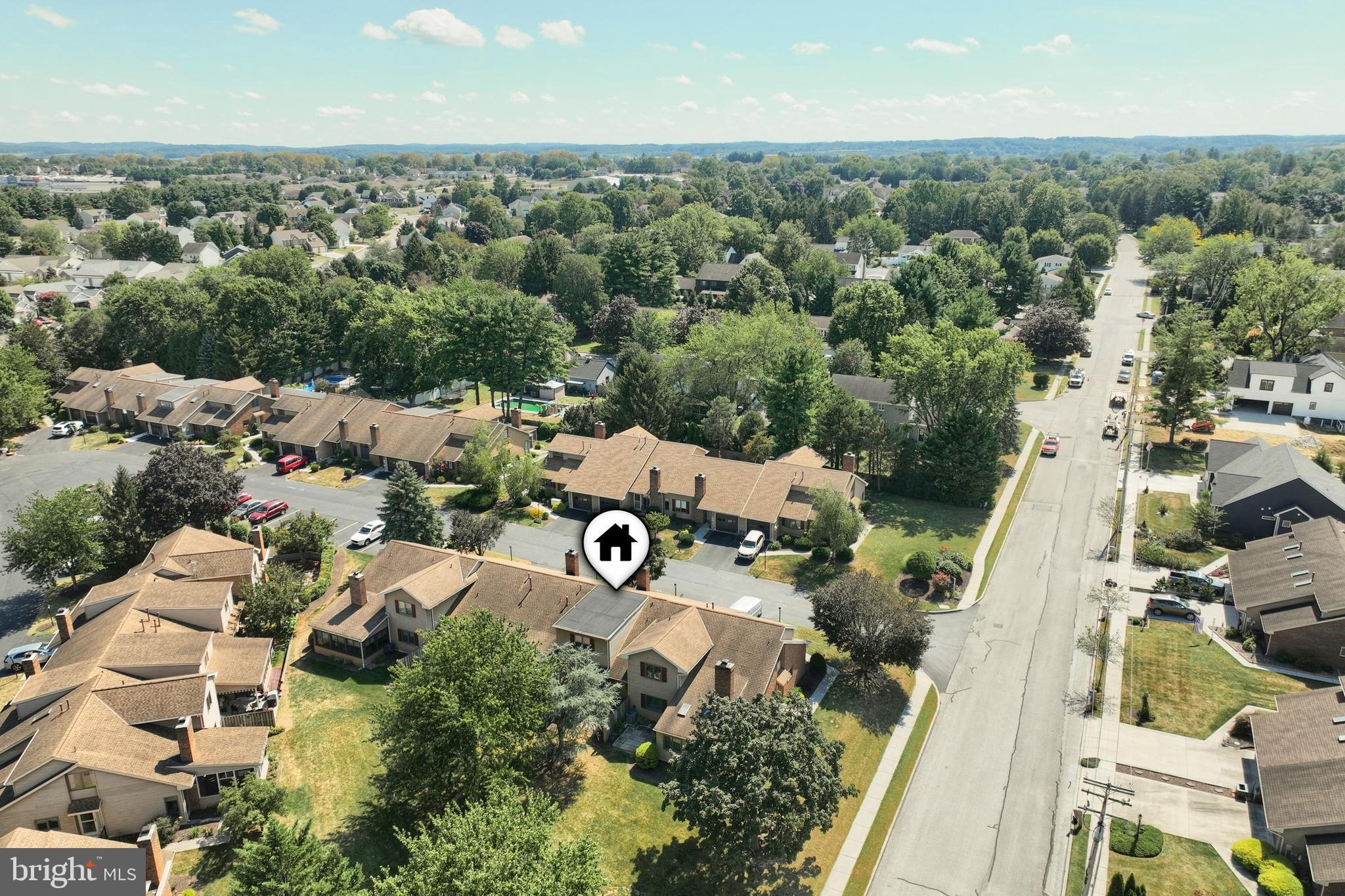 DEERFIELD CONDOS - Residential