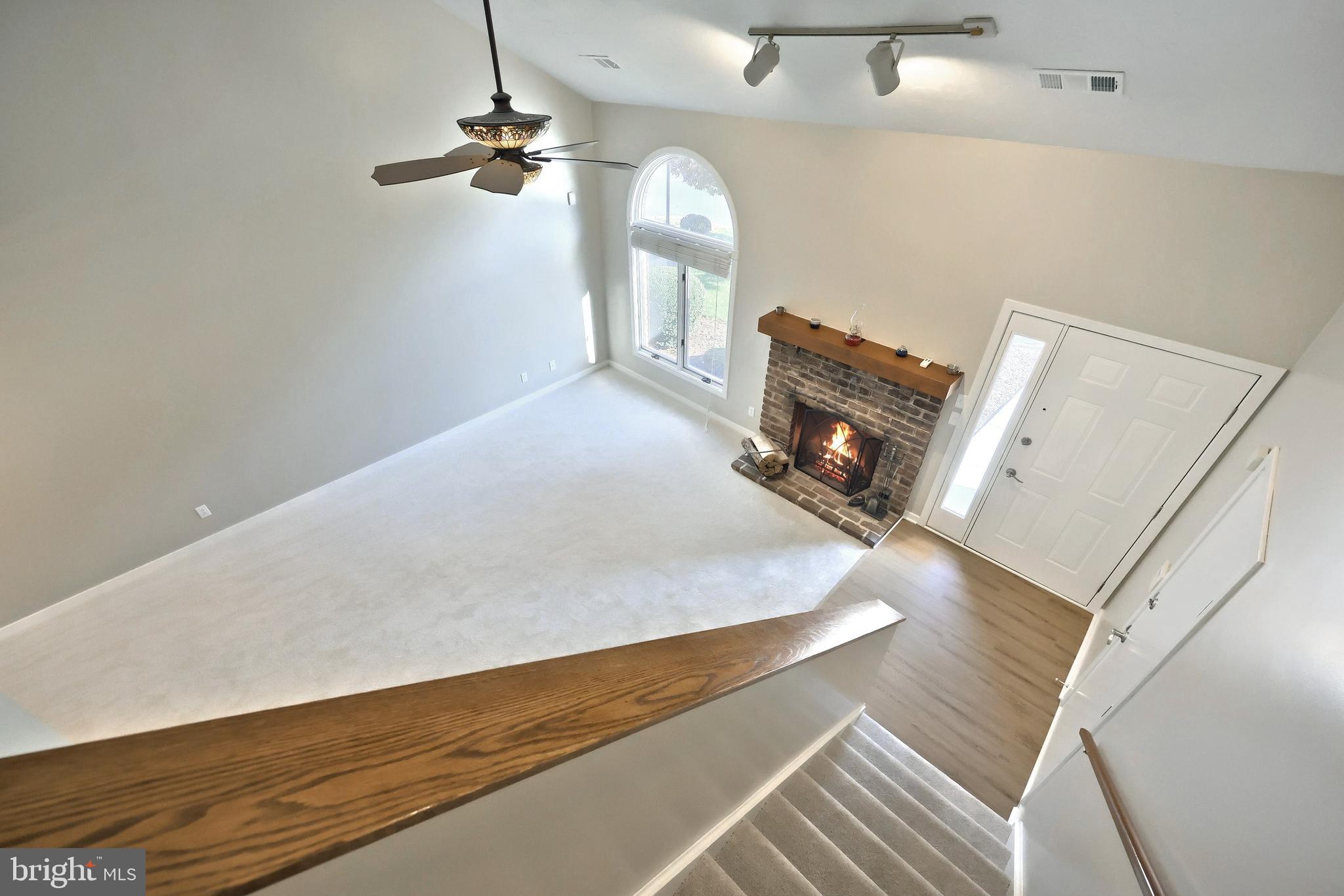 DEERFIELD CONDOS - Residential