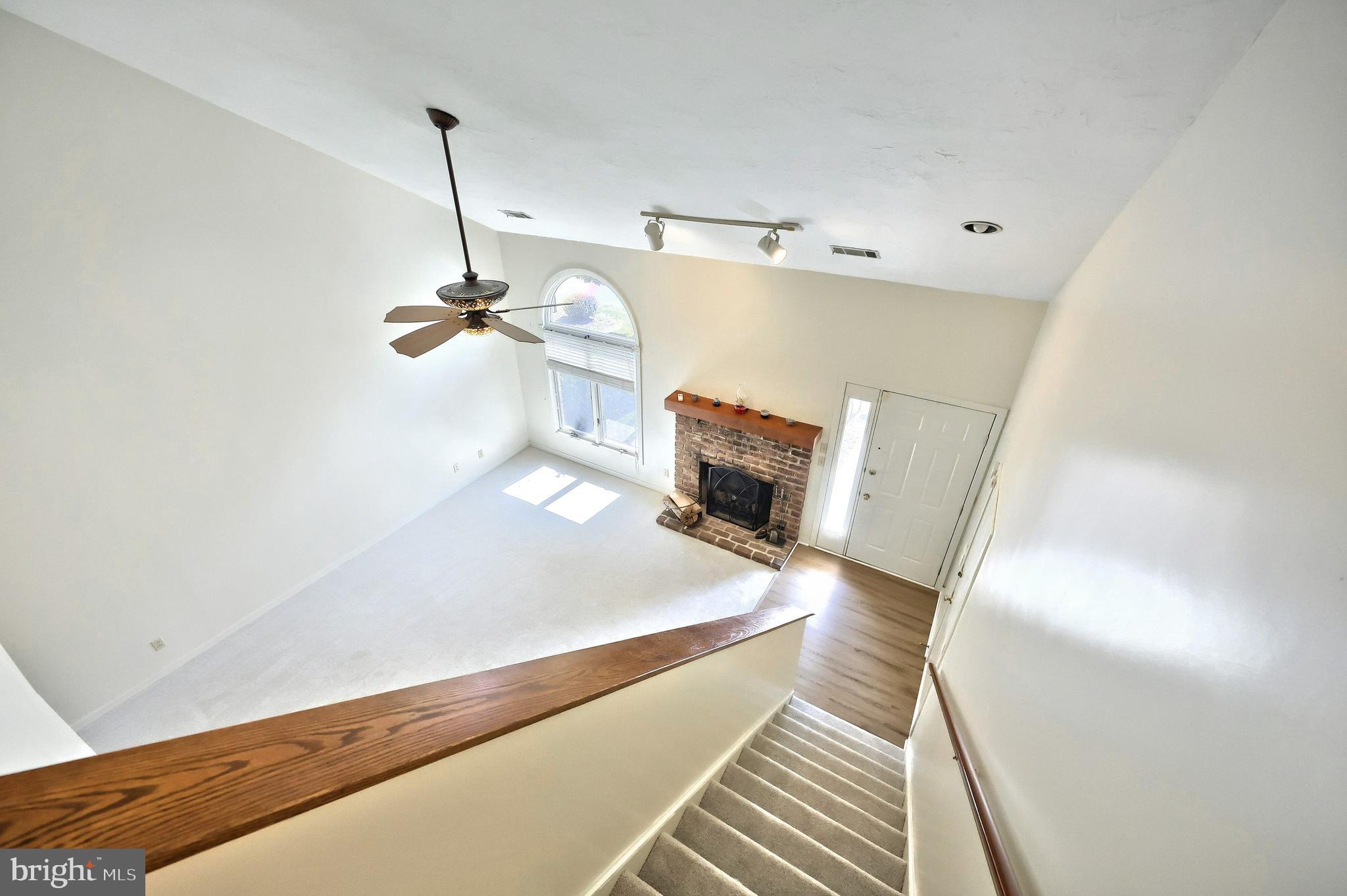 DEERFIELD CONDOS - Residential